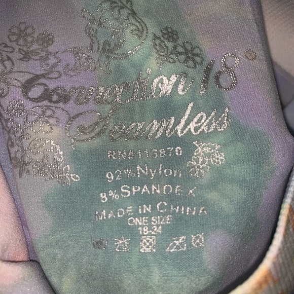 Faith butterflies floral capri leggings one size - Picture 4 of 4